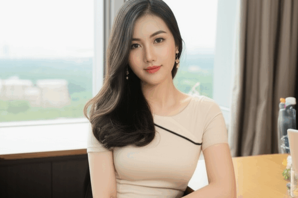 Chuyện tình nơi công sở